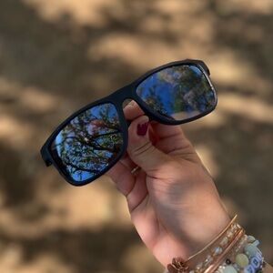 MEN’S | Black Sunglasses 🕶️